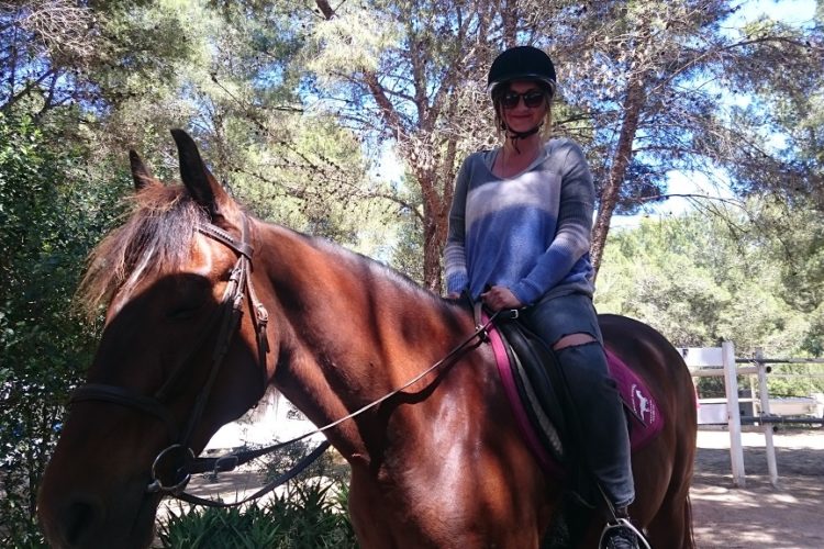 Yoga und Reiten: Deine Yogaferien auf Mallorca
