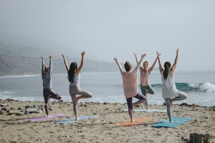 Yoga- und Ayurvedareisen: Eine ganzheitliche Auszeit für Körper und Geist