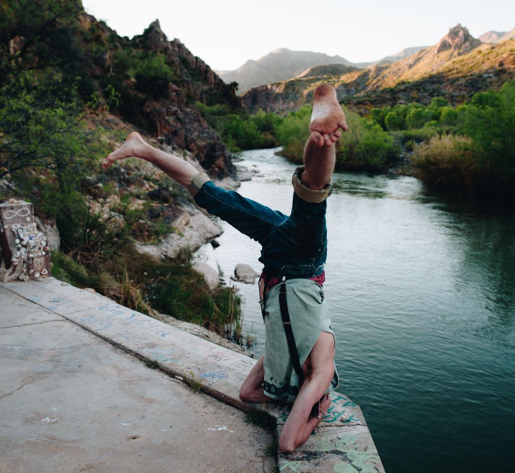 Yoga in den Bergen - es muss nicht immer Kopfstand sein