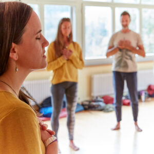 Selbstliebe Yoga Retreat Entspannungswochenende planen: So gelingt deine perfekte Auszeit
