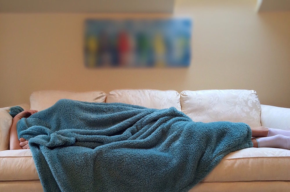 Schlafqualität Schlafen Decke Sofa